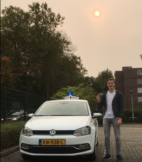 Wouter Schipperheijn is vandaag 1ste keer geslaagd voor zijn rijbewijs.